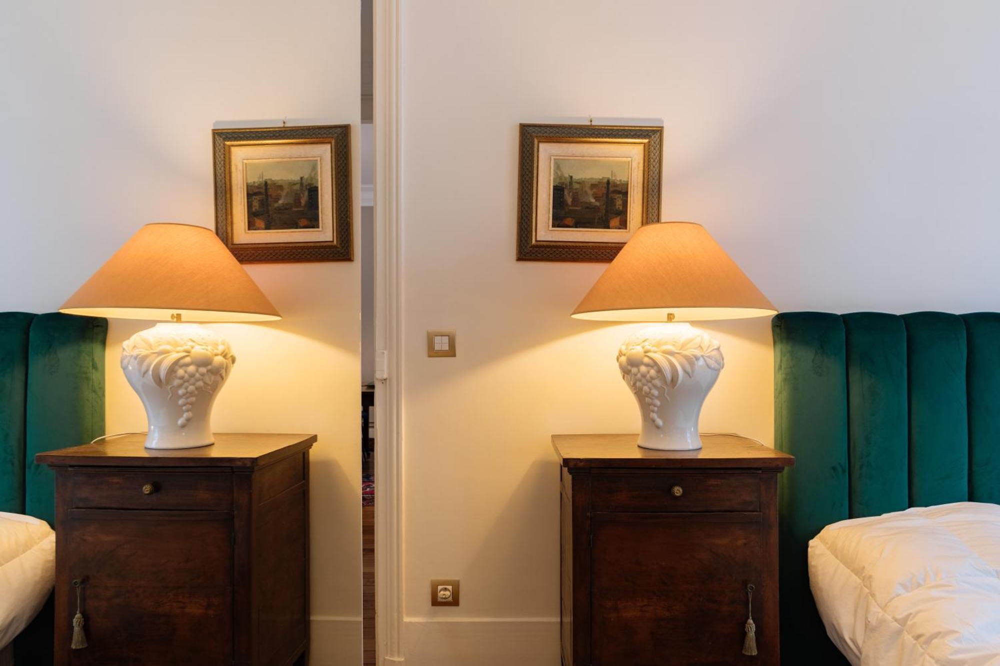 Appartement Stylishly Decorated 2bd Montmatre! *