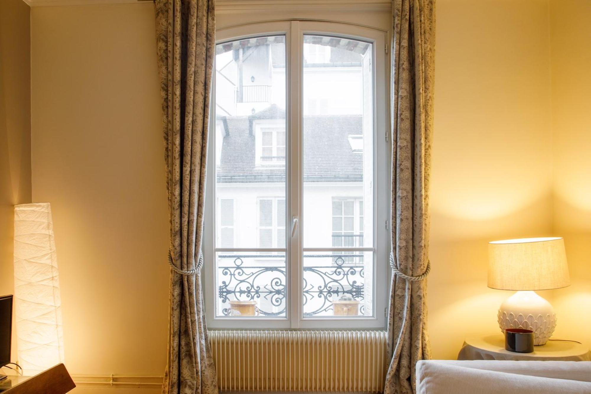 Appartement Stylishly Decorated 2bd Montmatre!